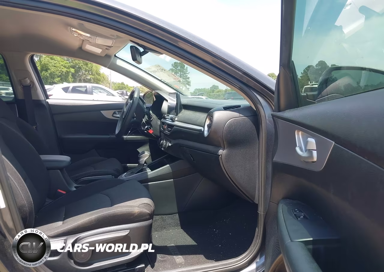 2022 Kia Forte Lxs VIN:3KPF24AD4NE480684 - 5