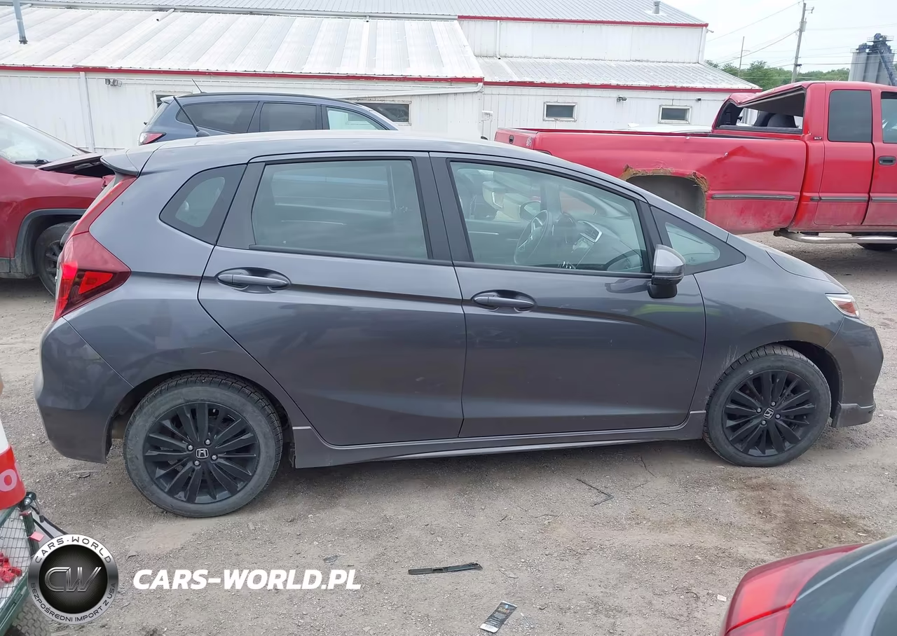 2018 Honda Fit Sport VIN:3HGGK5H65JM702717 - 13