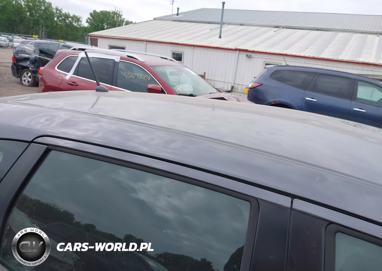 2018 Honda Fit Sport VIN:3HGGK5H65JM702717 - 19