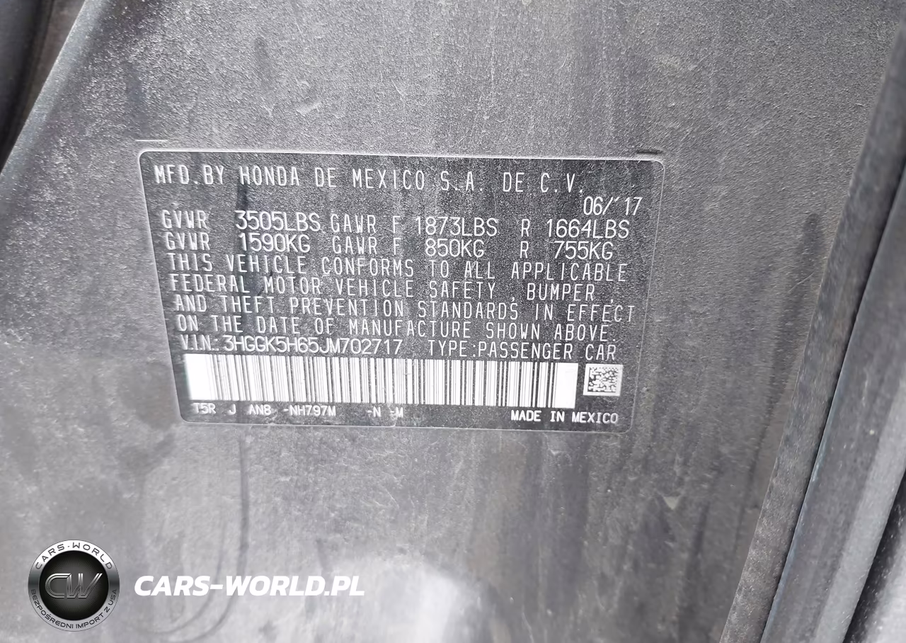 2018 Honda Fit Sport VIN:3HGGK5H65JM702717 - 9