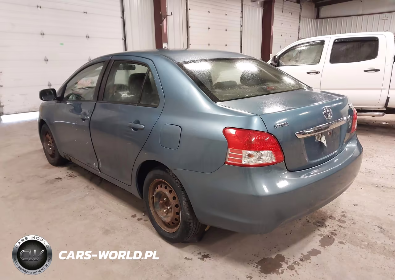 2011 Toyota Yaris VIN:JTDBT4K35BL001032 - 3