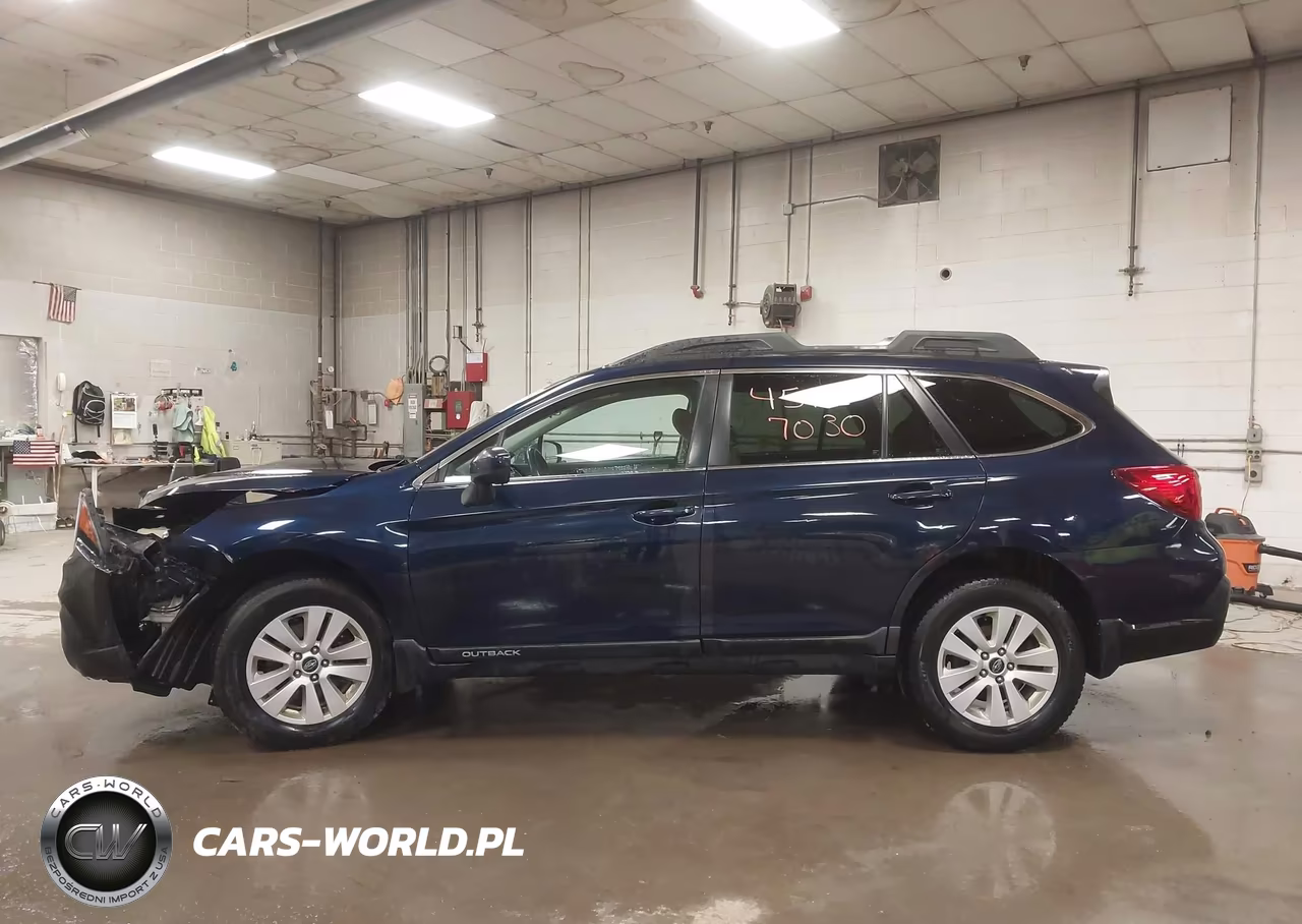 2018 Subaru Outback 2.5I Premium VIN:4S4BSACCXJ3366252 - 14