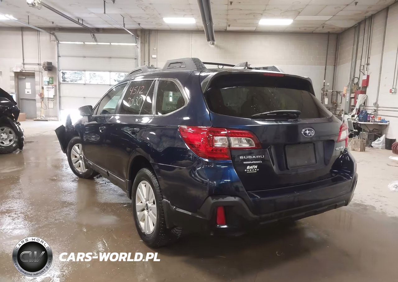 2018 Subaru Outback 2.5I Premium VIN:4S4BSACCXJ3366252 - 3