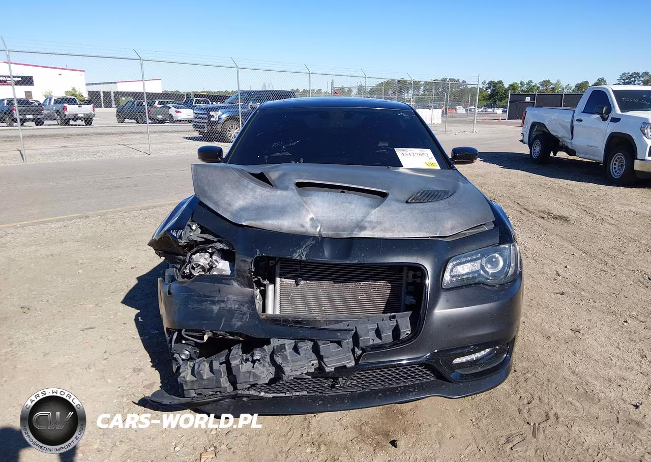 2015 Chrysler 300 300S VIN:2C3CCAGG3FH767458 - 12