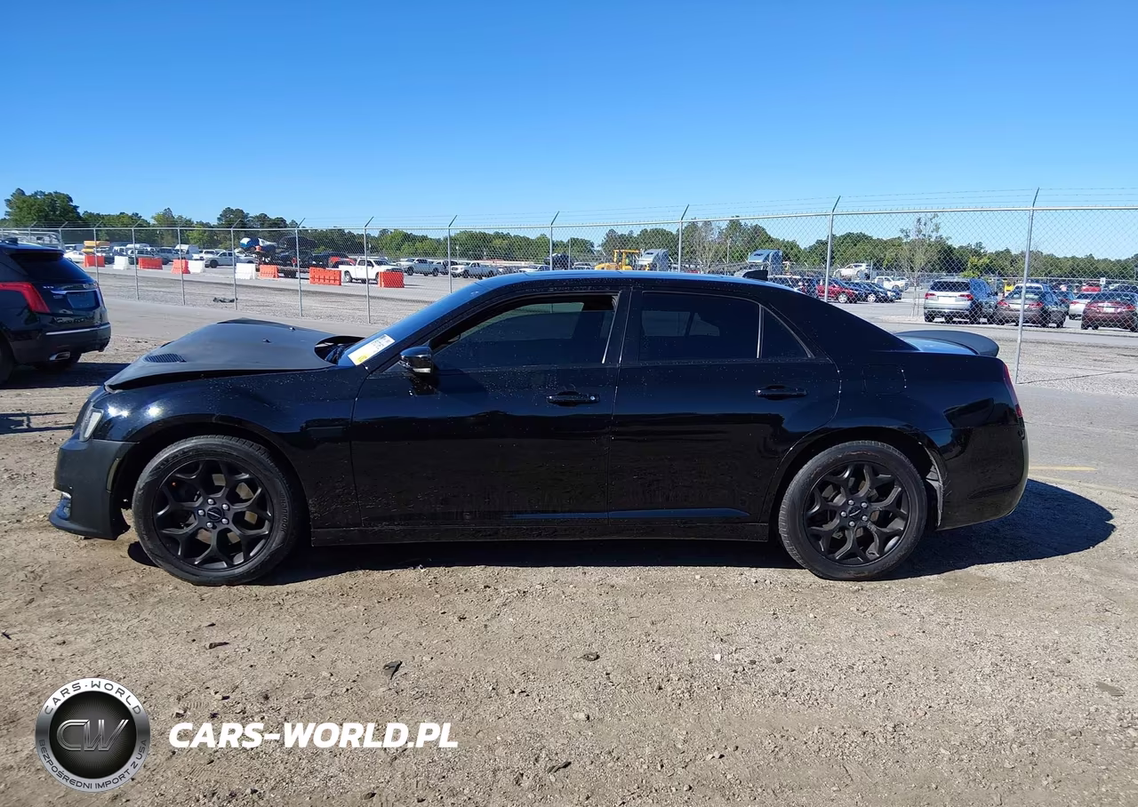 2015 Chrysler 300 300S VIN:2C3CCAGG3FH767458 - 14