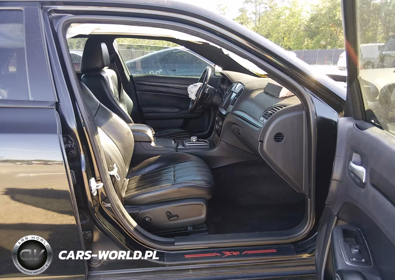 2015 Chrysler 300 300S VIN:2C3CCAGG3FH767458 - 5
