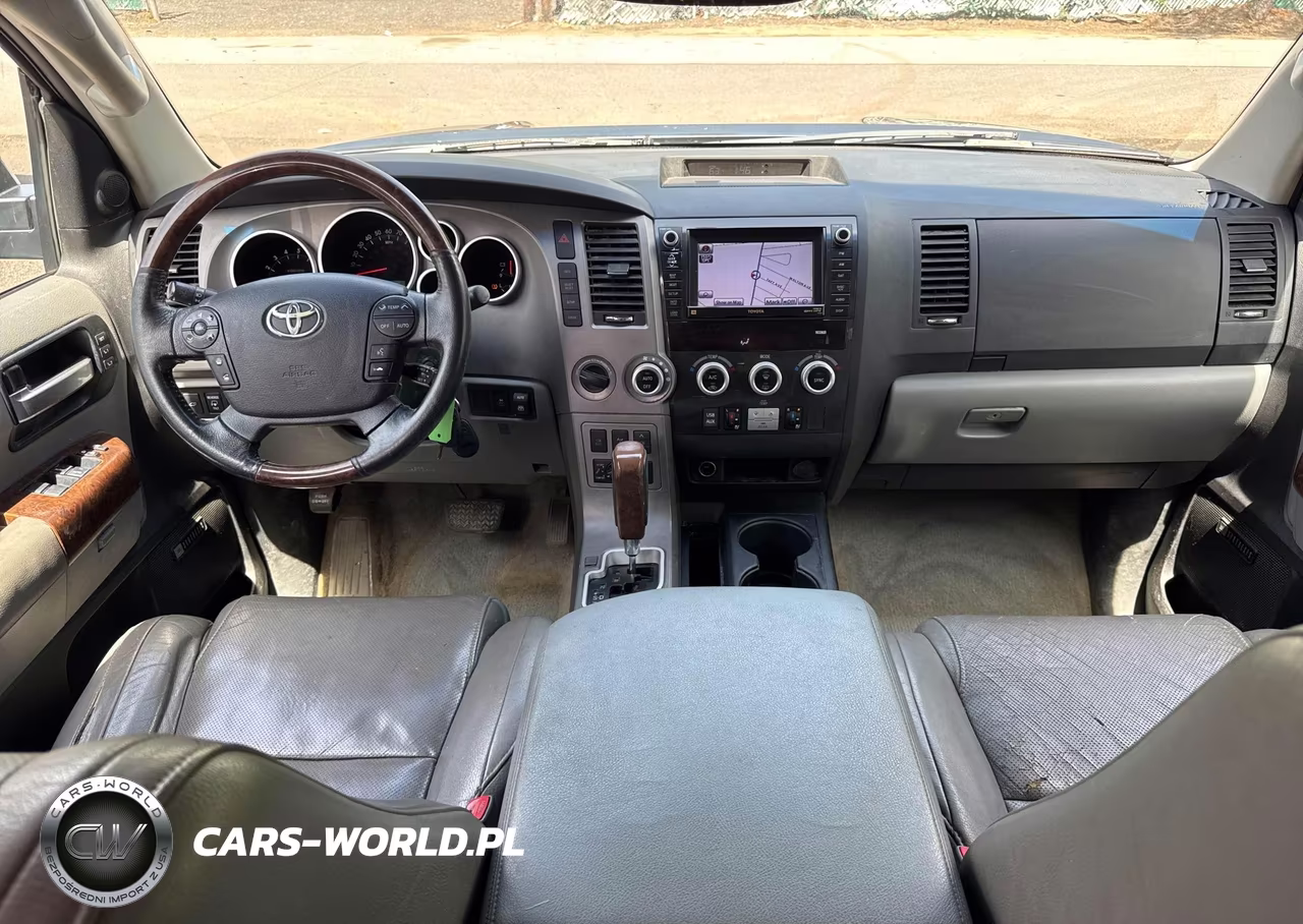 2010 Toyota Sequoia Platinum VIN:5TDDY5G18AS033686 - 8