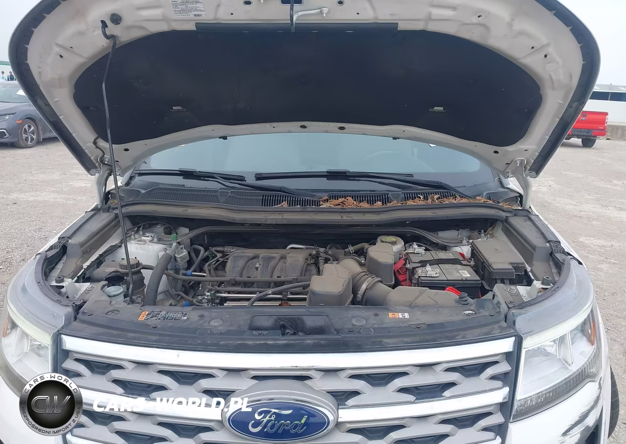 2018 Ford Explorer Xlt VIN:1FM5K7D83JGB07931 - 10