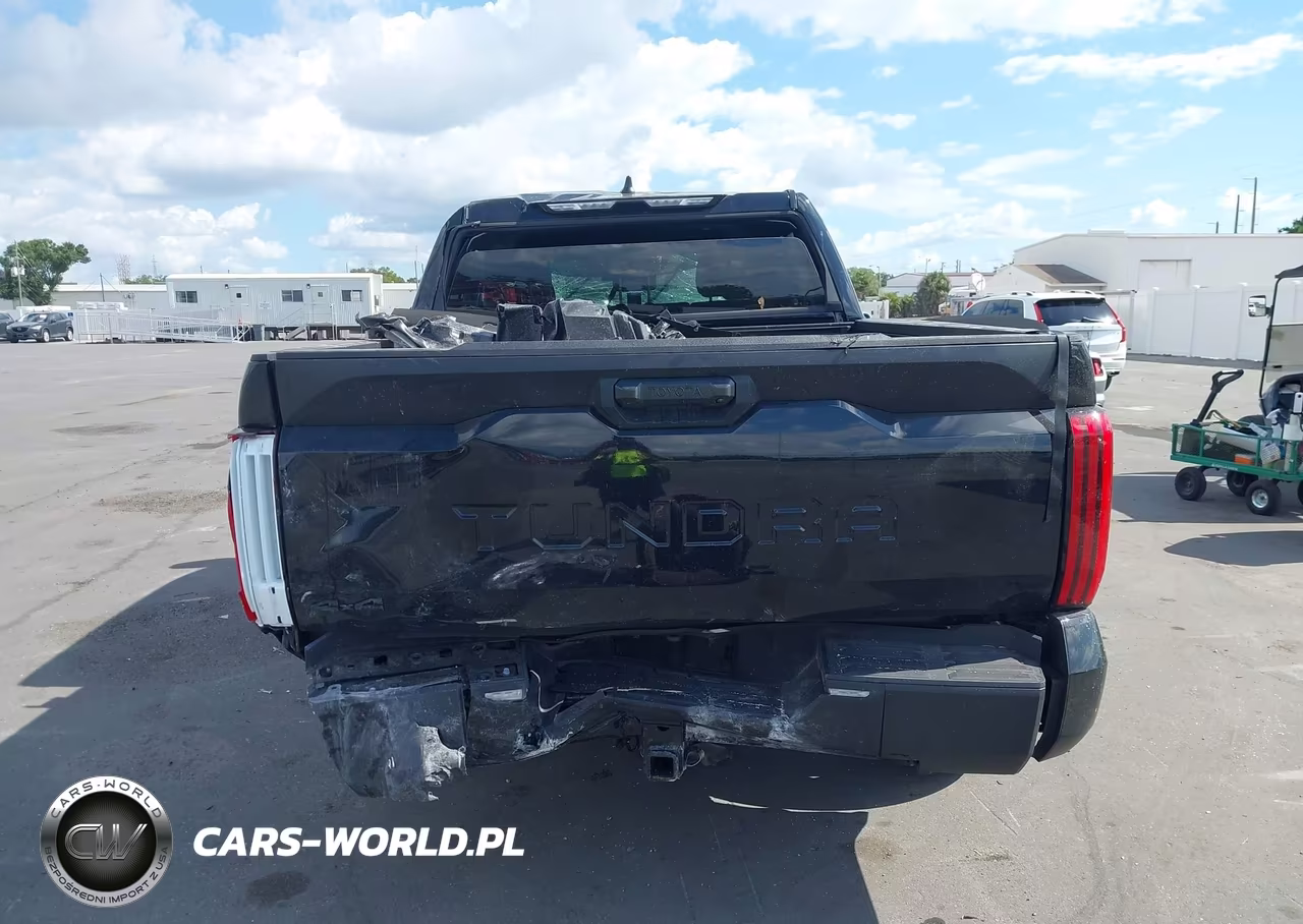 2025 Toyota Tundra Sr VIN:5TFKB5DB4SX305717 - 16
