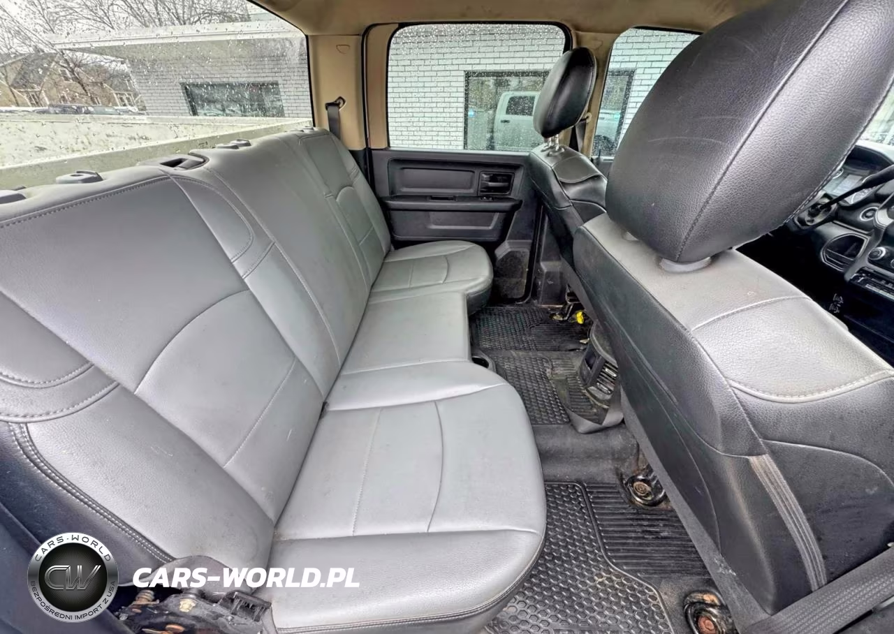 2020 Ram 3500 VIN:3C7WRTCL7LG225669 - 6