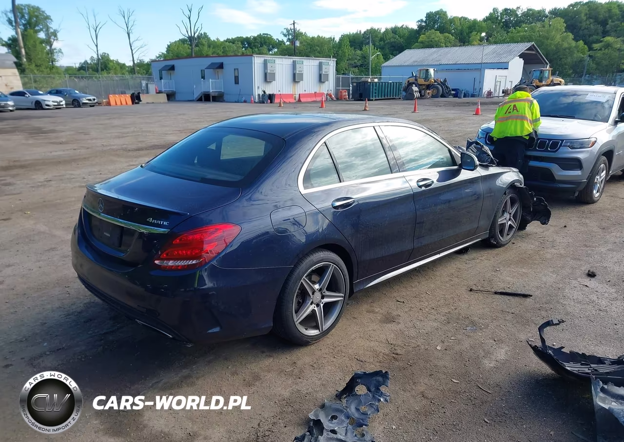 2017 Mercedes-Benz C 300 Sport 4Matic VIN:55SWF4KB5HU192137 - 4