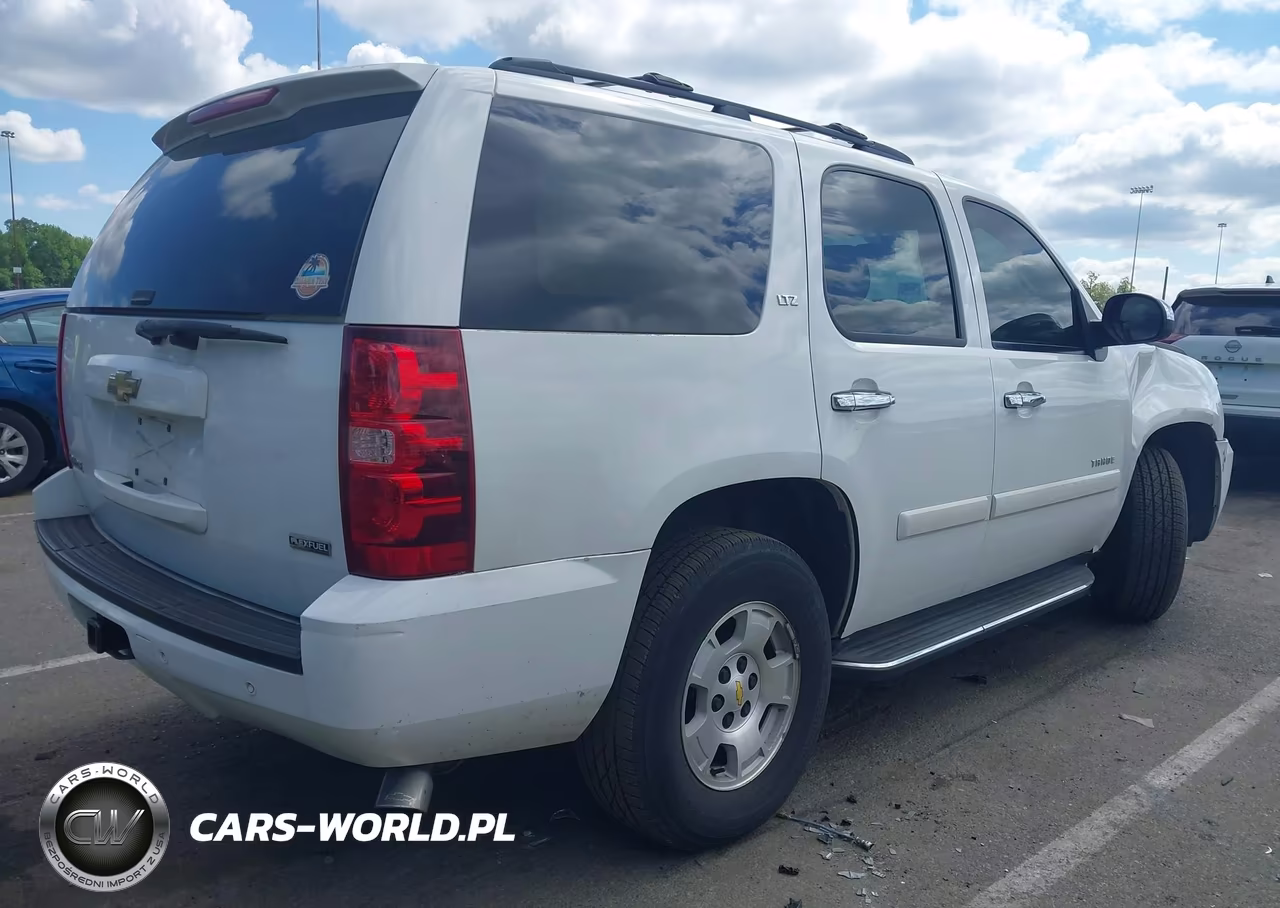 2007 Chevrolet Tahoe Ltz VIN:1GNFK13027J407044 - 4