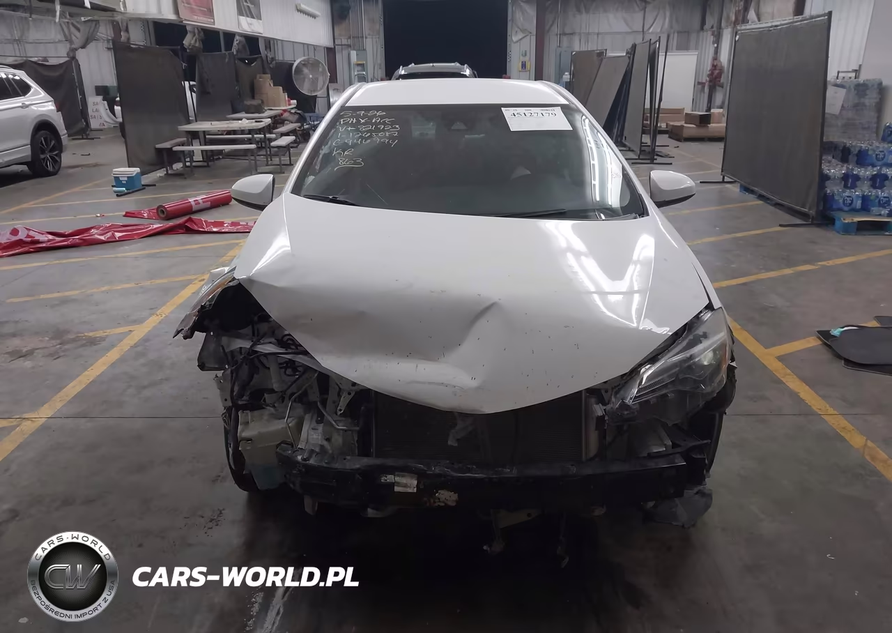 2018 Toyota Corolla L-Le-Xle-Se-Xse VIN:5YFBURHE8JP821923 - 12