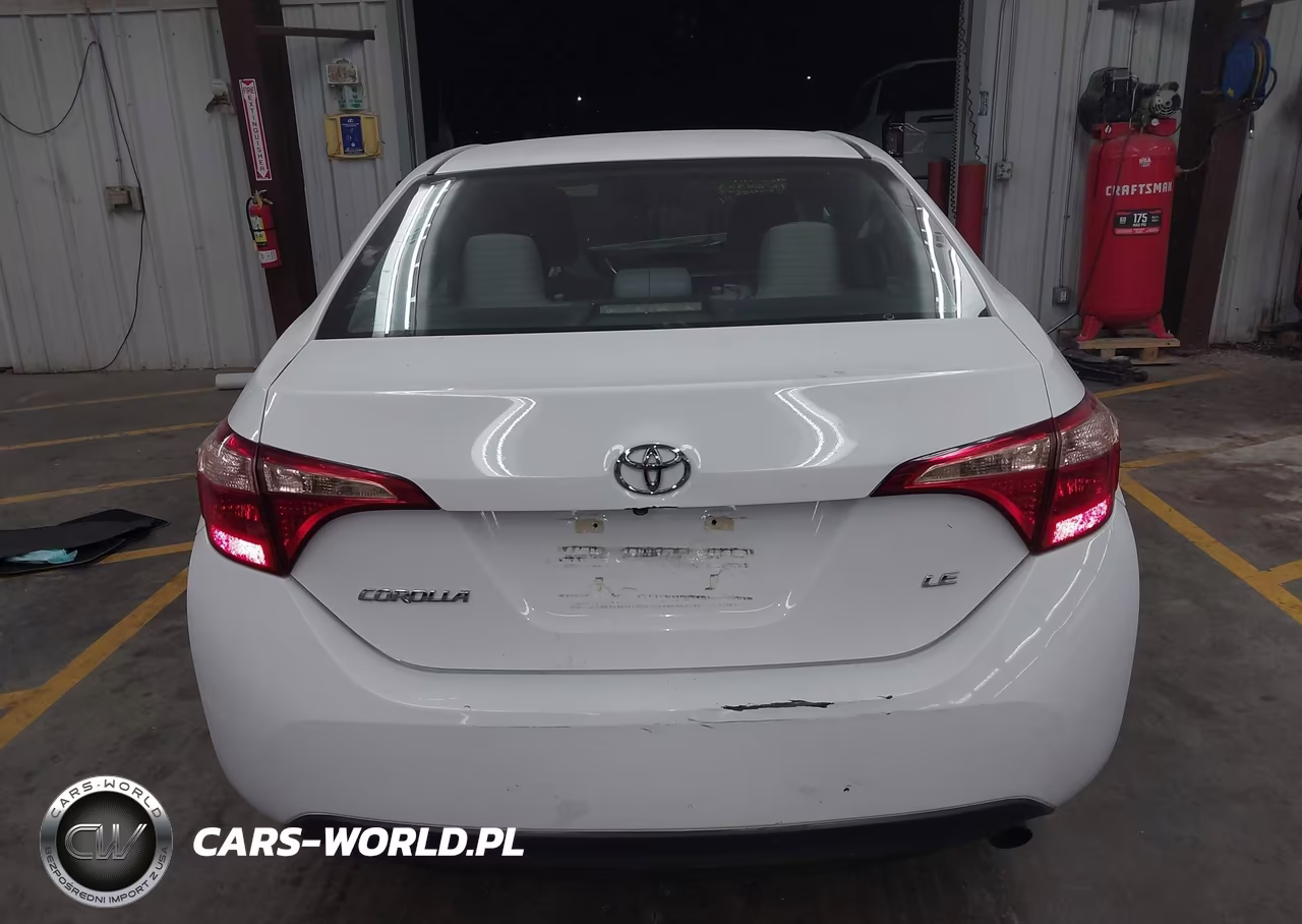 2018 Toyota Corolla L-Le-Xle-Se-Xse VIN:5YFBURHE8JP821923 - 16