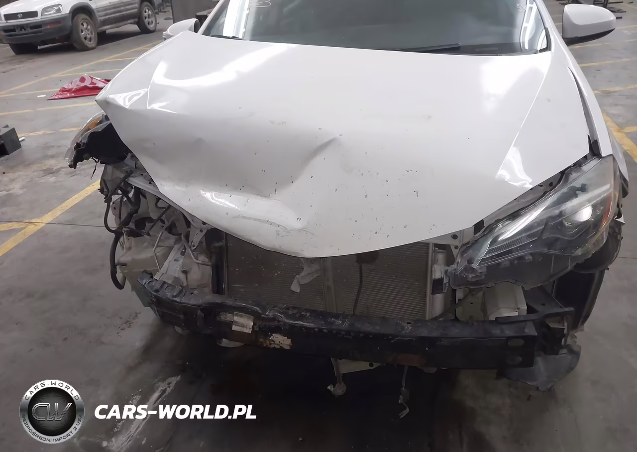 2018 Toyota Corolla L-Le-Xle-Se-Xse VIN:5YFBURHE8JP821923 - 6