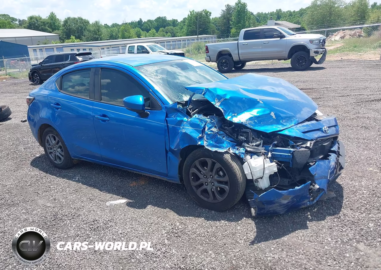 2019 Toyota Yaris Le – zdjęcie 1 z 16