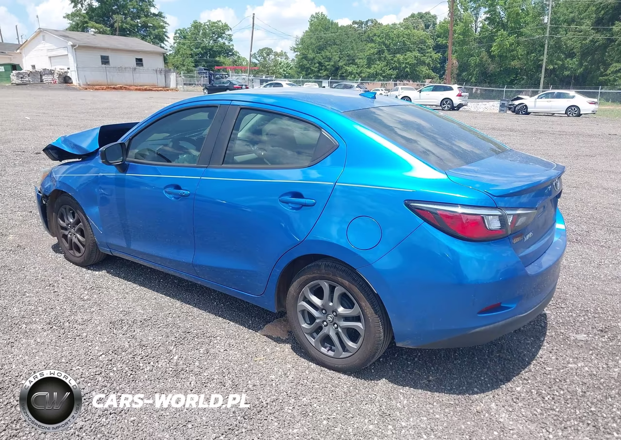 2019 Toyota Yaris Le VIN:3MYDLBYV1KY524661 - 3