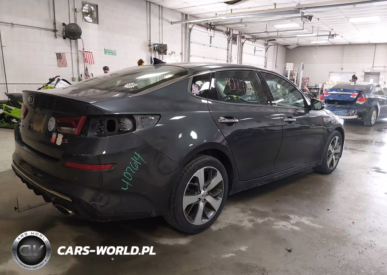 2020 Kia Optima S VIN:5XXGT4L33LG409874 - 4