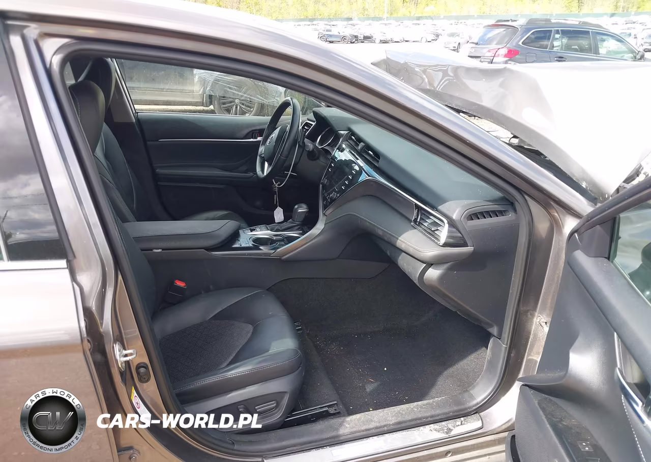 2018 Toyota Camry Xse V6 VIN:4T1BZ1HKXJU002502 - 5