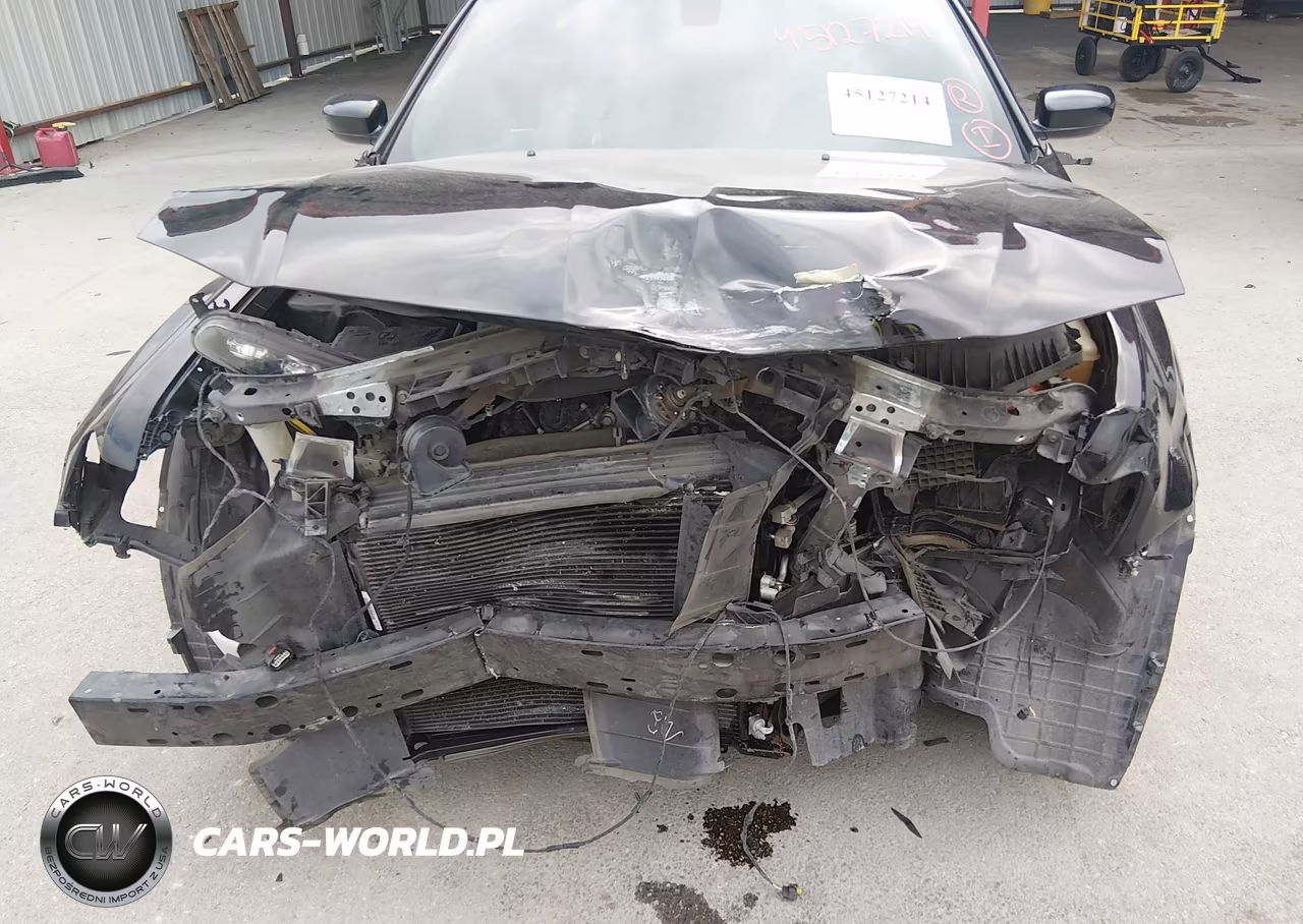 2019 Chrysler 300 300S VIN:2C3CCABG6KH686097 - 19