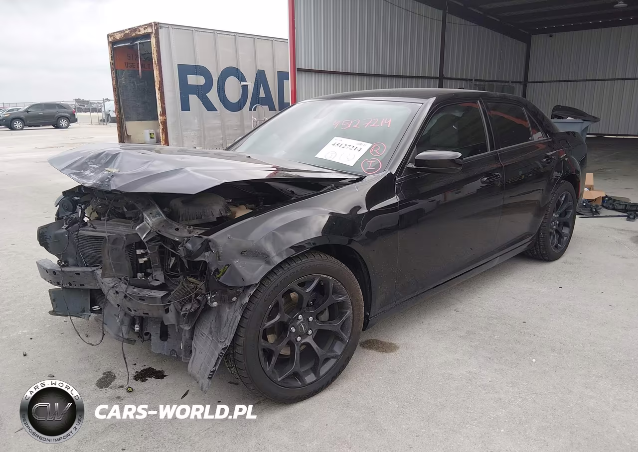 2019 Chrysler 300 300S VIN:2C3CCABG6KH686097 - 2