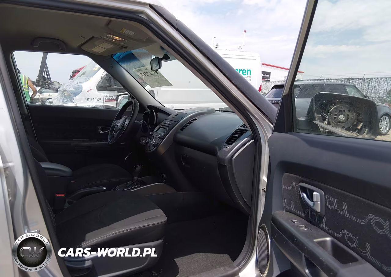 2012 Kia Soul + VIN:KNDJT2A63C7435147 - 5