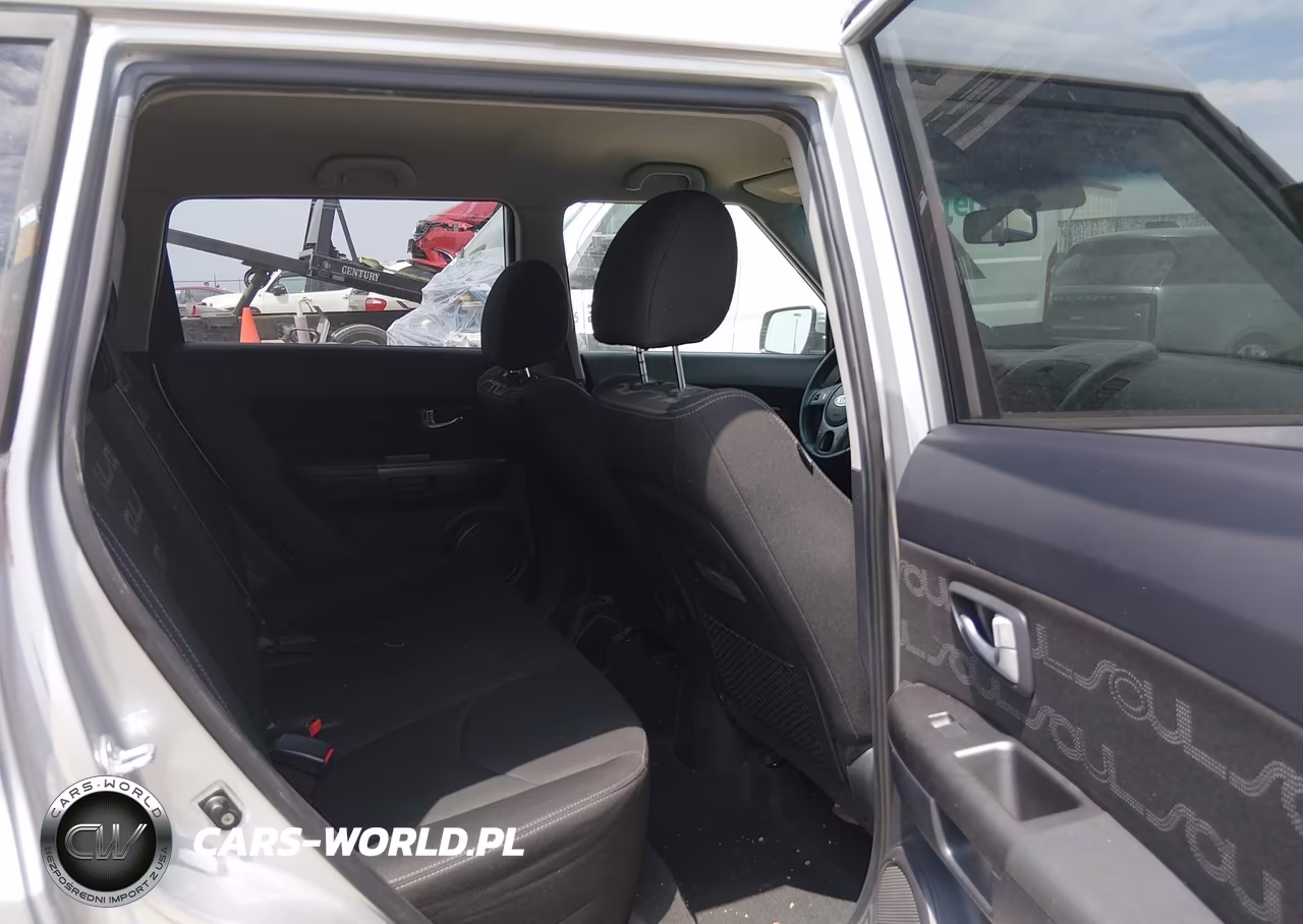 2012 Kia Soul + VIN:KNDJT2A63C7435147 - 8