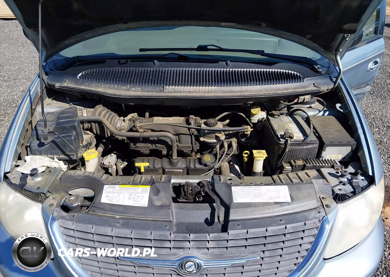 2003 Chrysler Town & Country Lx VIN:2C4GP44L33R295692 - 10