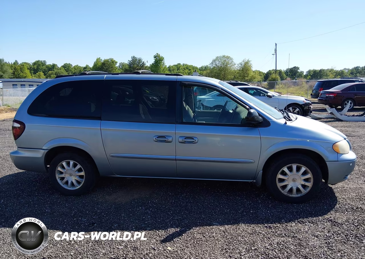 2003 Chrysler Town & Country Lx VIN:2C4GP44L33R295692 - 13