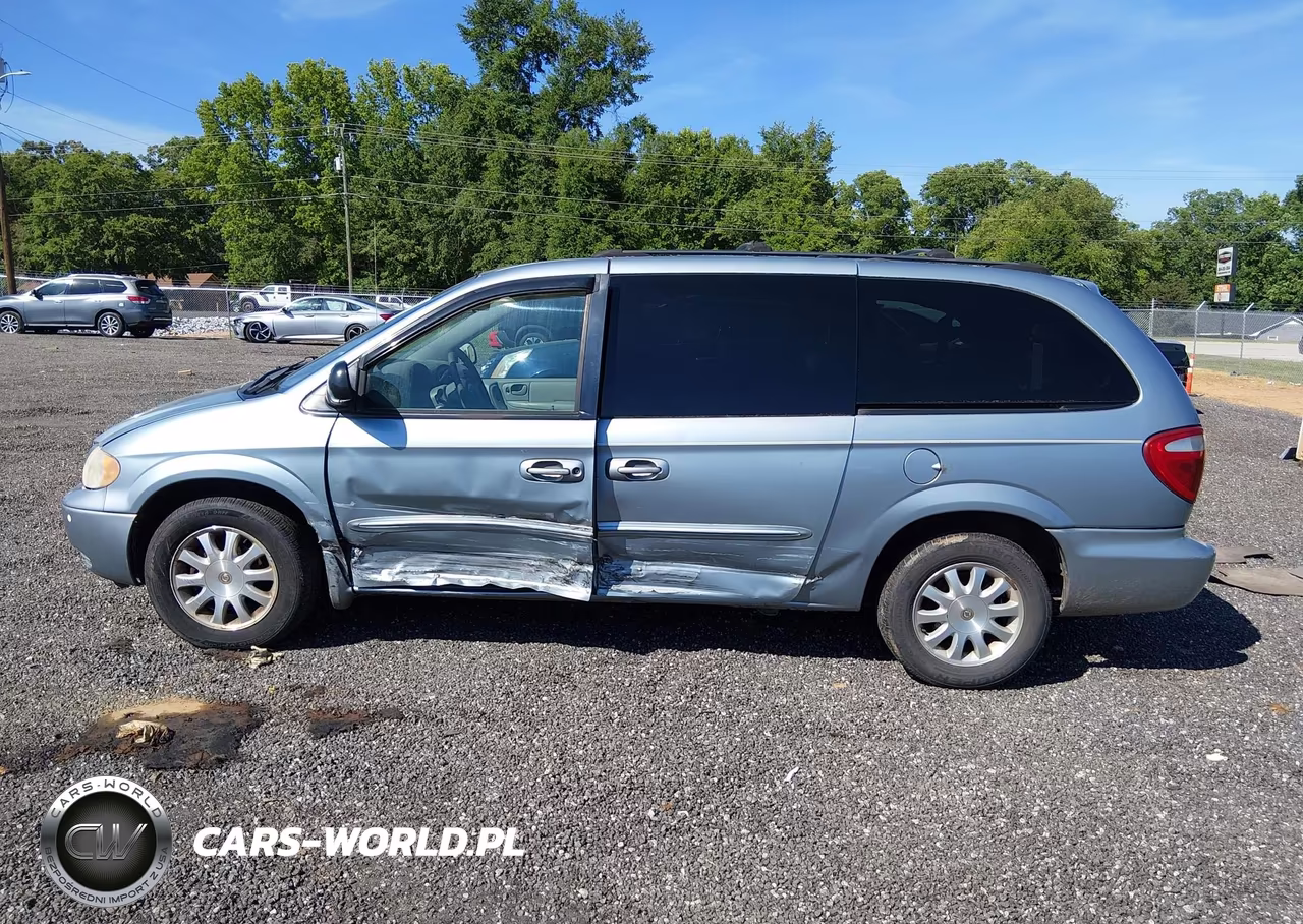 2003 Chrysler Town & Country Lx VIN:2C4GP44L33R295692 - 14