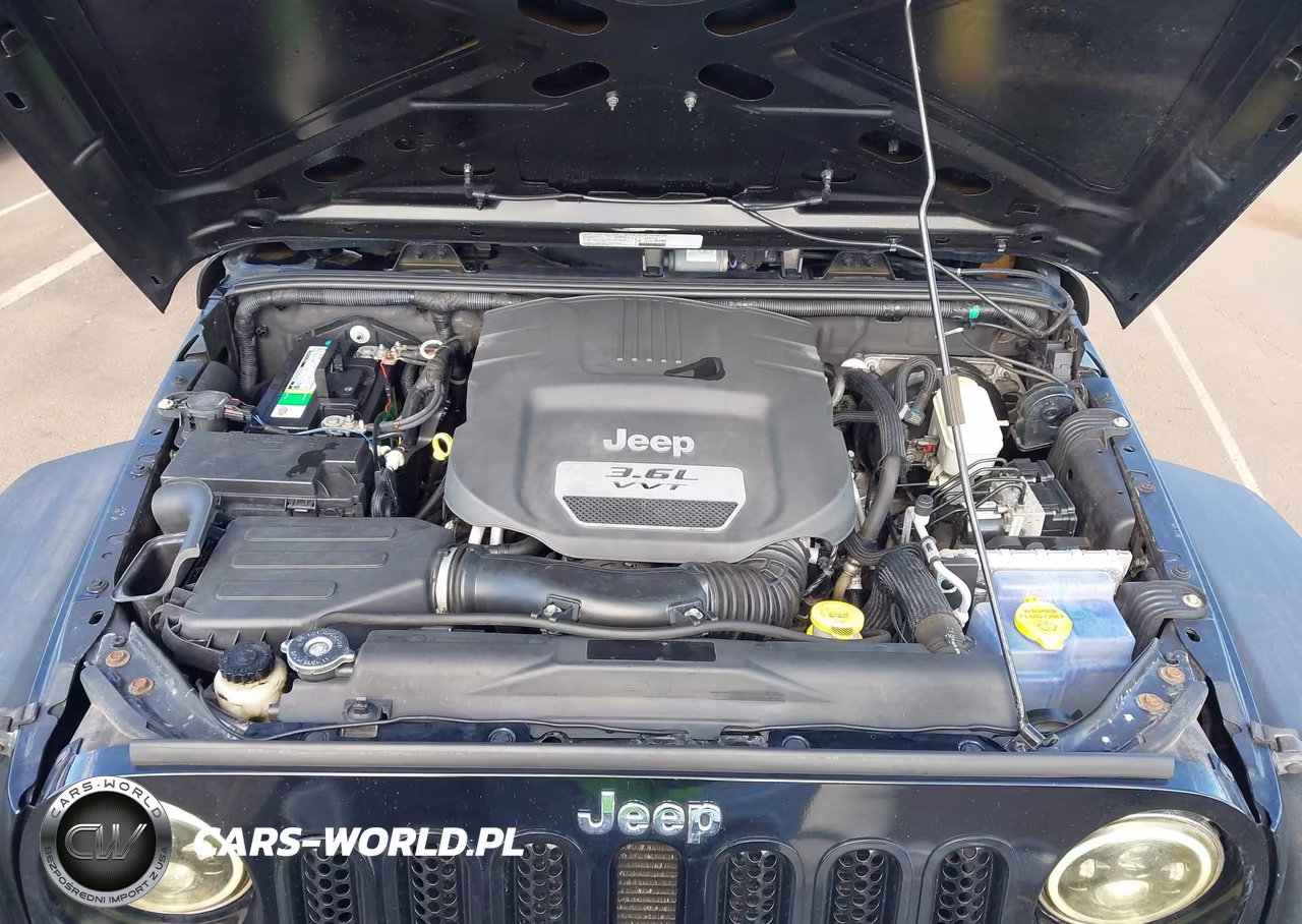 2013 Jeep Wrangler Unlimited Sport VIN:1C4BJWDG7DL504369 - 10