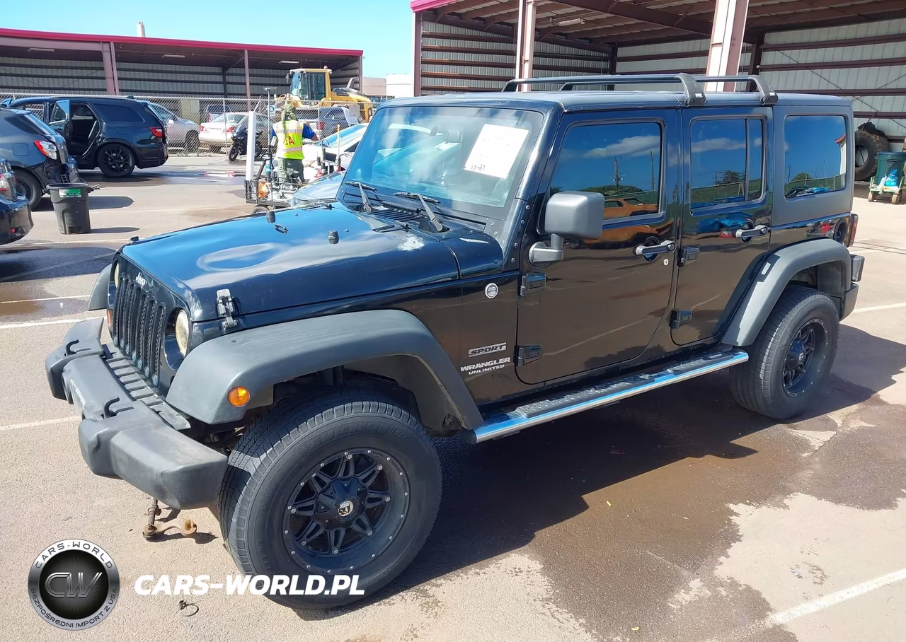 2013 Jeep Wrangler Unlimited Sport VIN:1C4BJWDG7DL504369 - 2