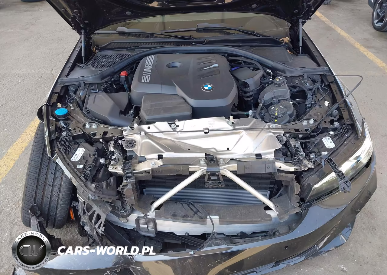 2025 BMW 330I VIN:3MW69CW07S8F28200 - 10
