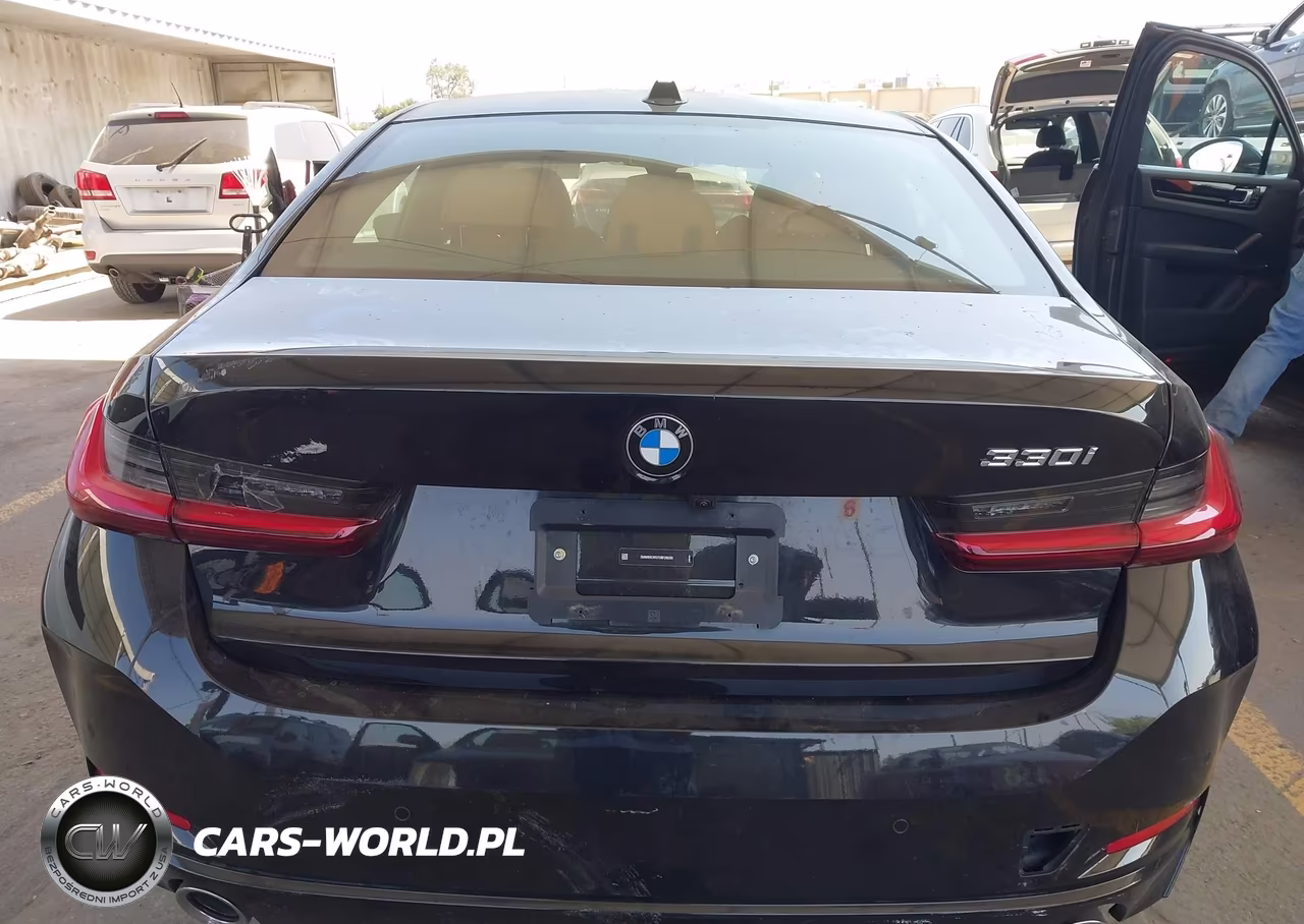 2025 BMW 330I VIN:3MW69CW07S8F28200 - 17