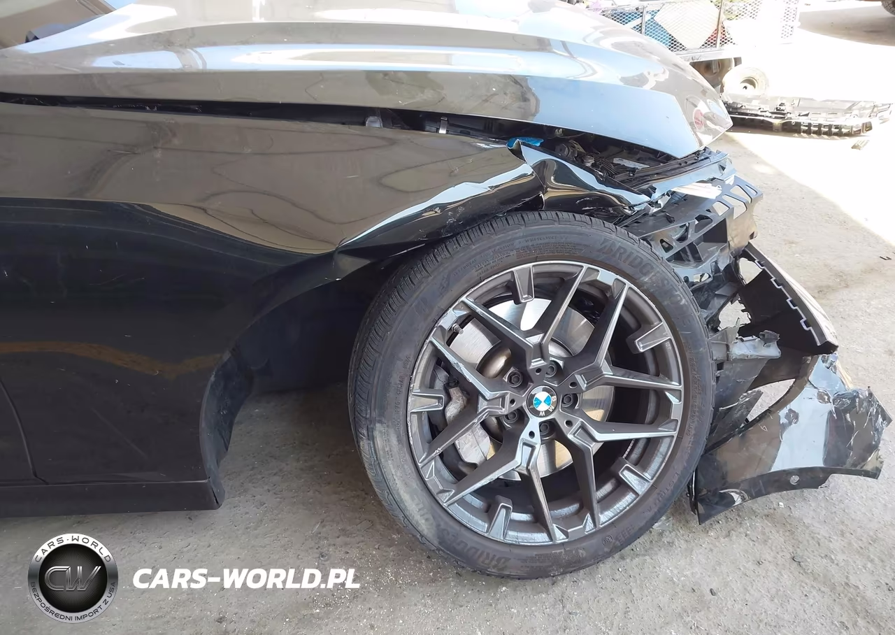 2025 BMW 330I VIN:3MW69CW07S8F28200 - 19