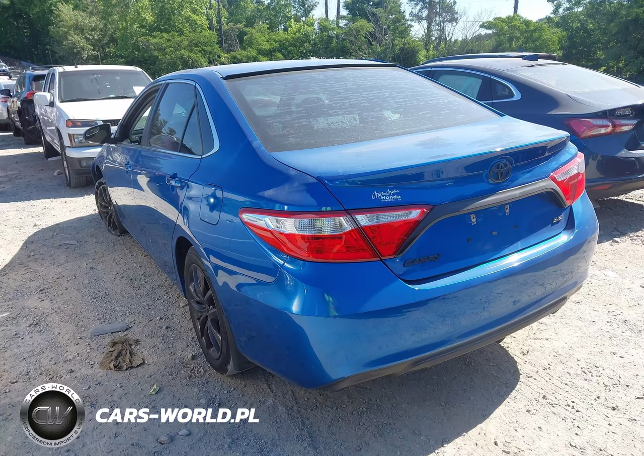 2017 Toyota Camry Se VIN:4T1BF1FK1HU807617 - 3