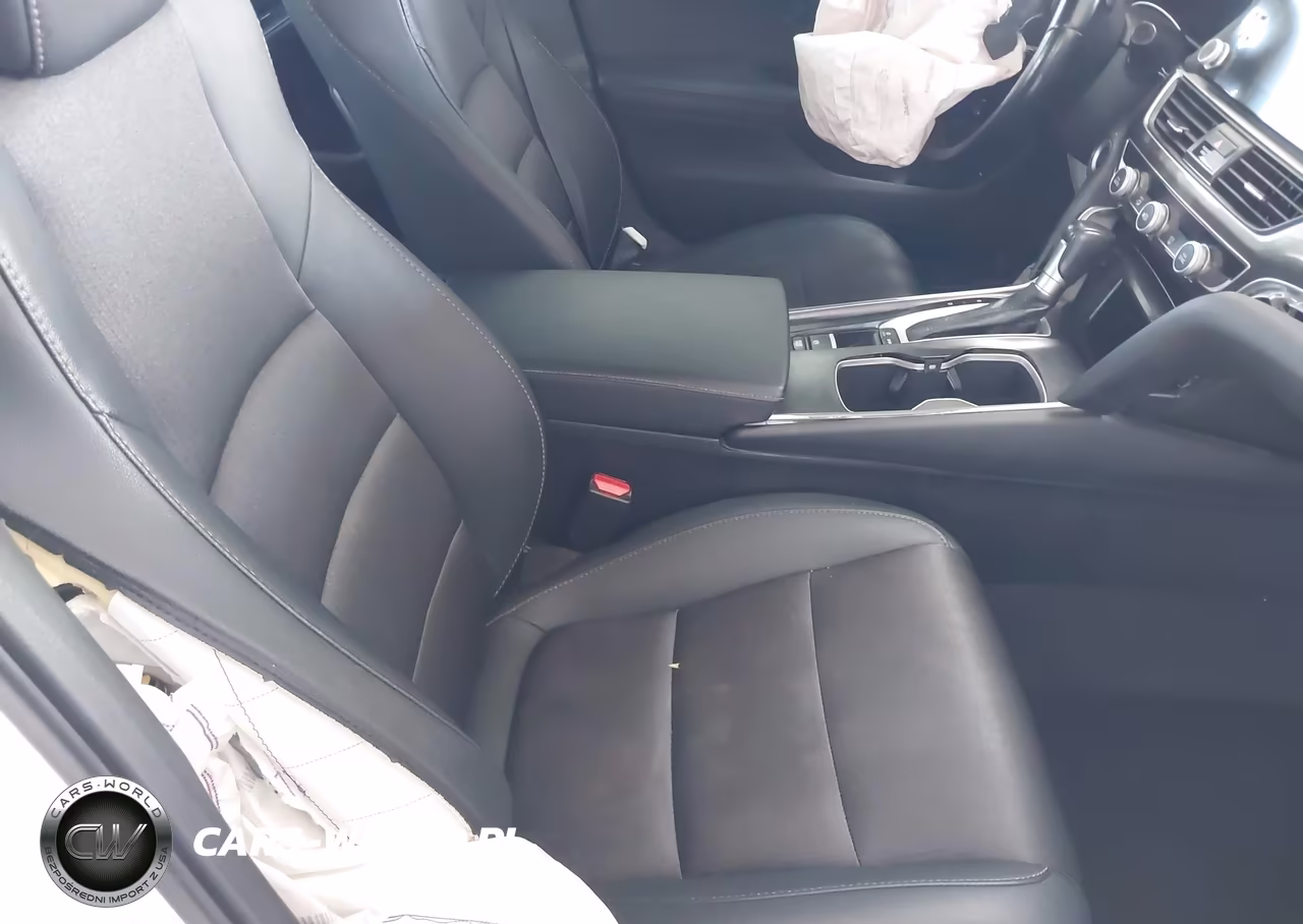 2020 Honda Accord Sport VIN:1HGCV1F33LA121207 - 5