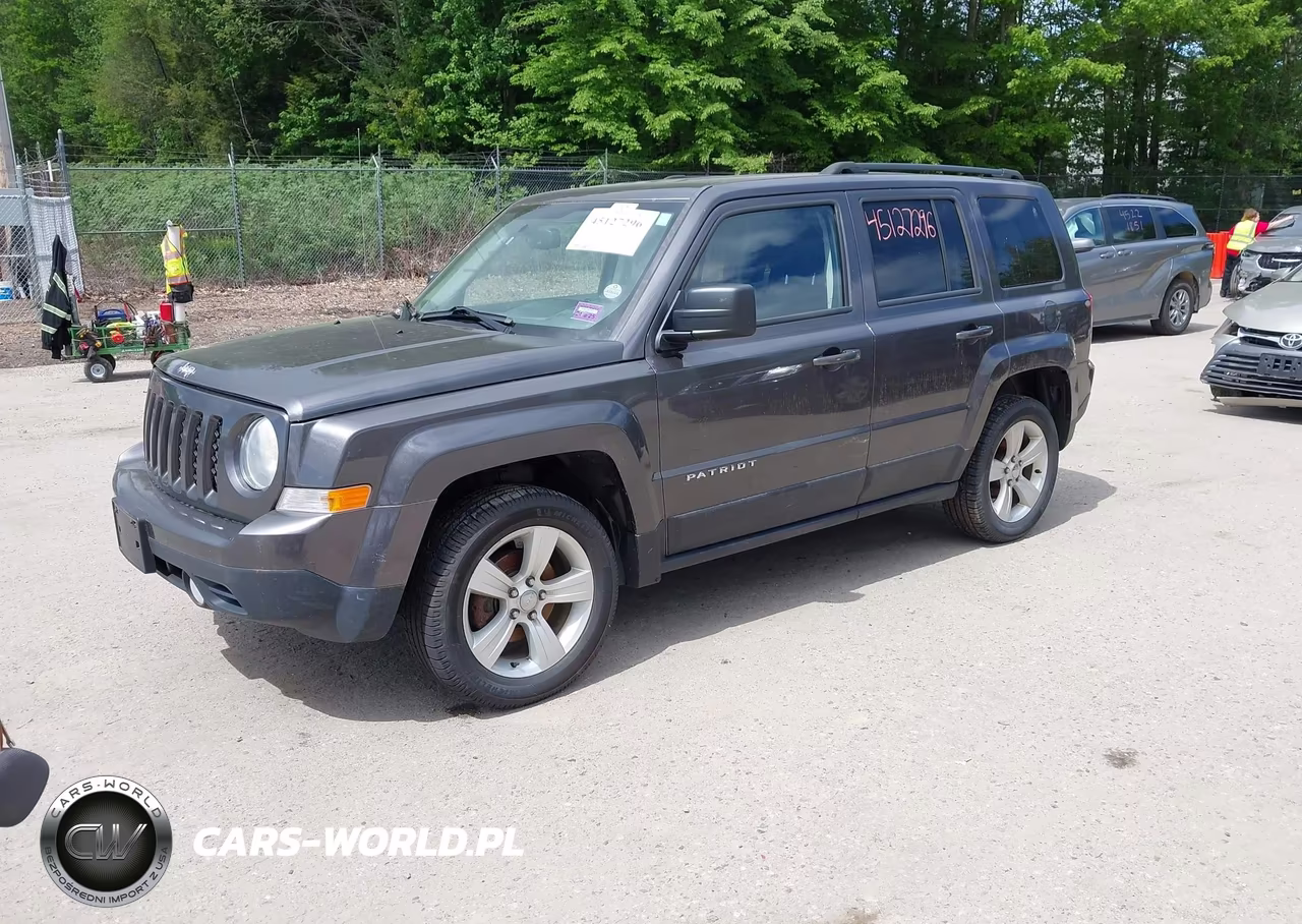 2016 Jeep Patriot Latitude VIN:1C4NJRFB5GD596497 - 2