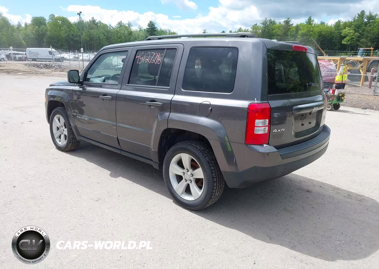 2016 Jeep Patriot Latitude VIN:1C4NJRFB5GD596497 - 3