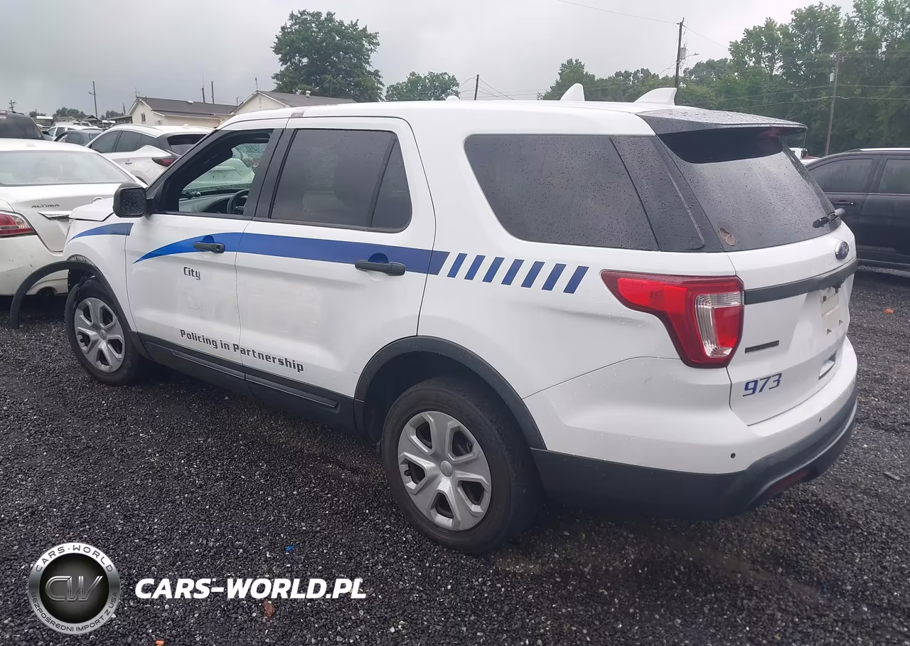 2017 Ford Utility Police Interceptor VIN:1FM5K8AR0HGC07921 - 3