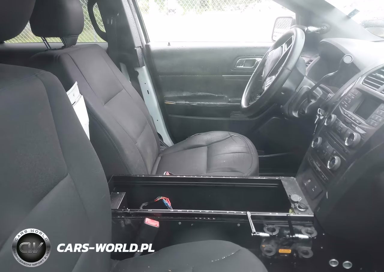 2017 Ford Utility Police Interceptor VIN:1FM5K8AR0HGC07921 - 5