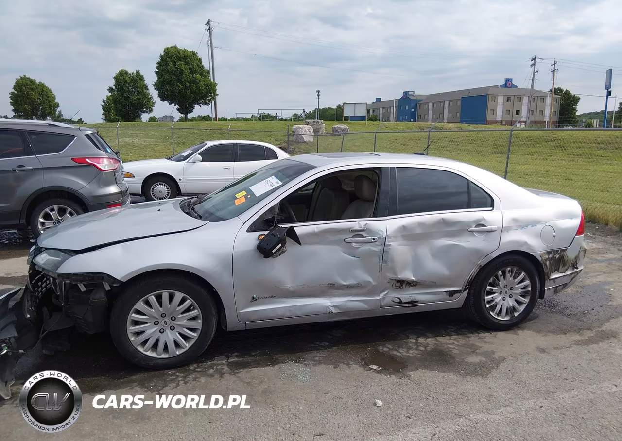 2010 Ford Fusion Hybrid VIN:3FADP0L32AR269837 - 14