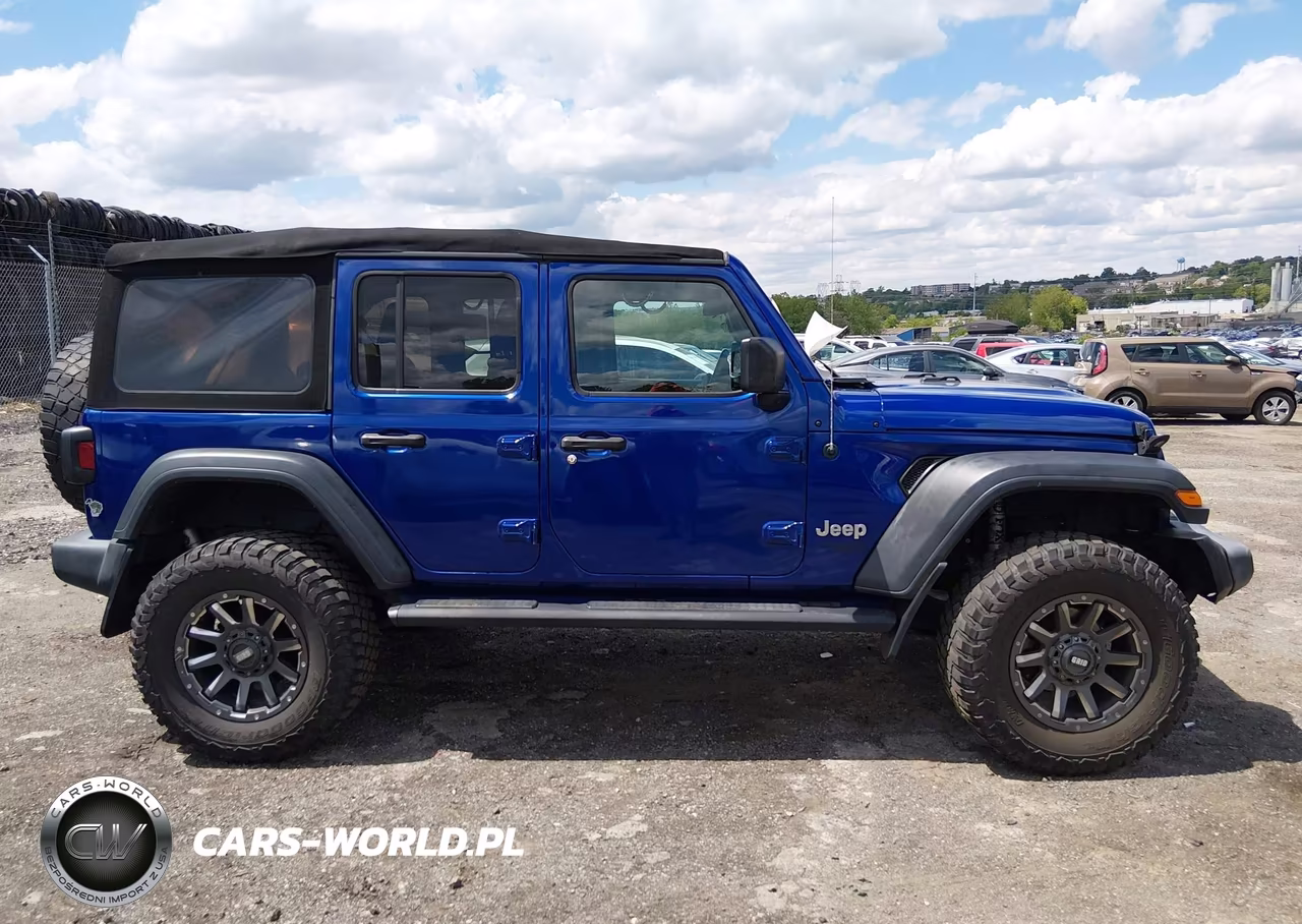 2018 Jeep Wrangler Unlimited Sport S 4X4 VIN:1C4HJXDG4JW284831 - 13