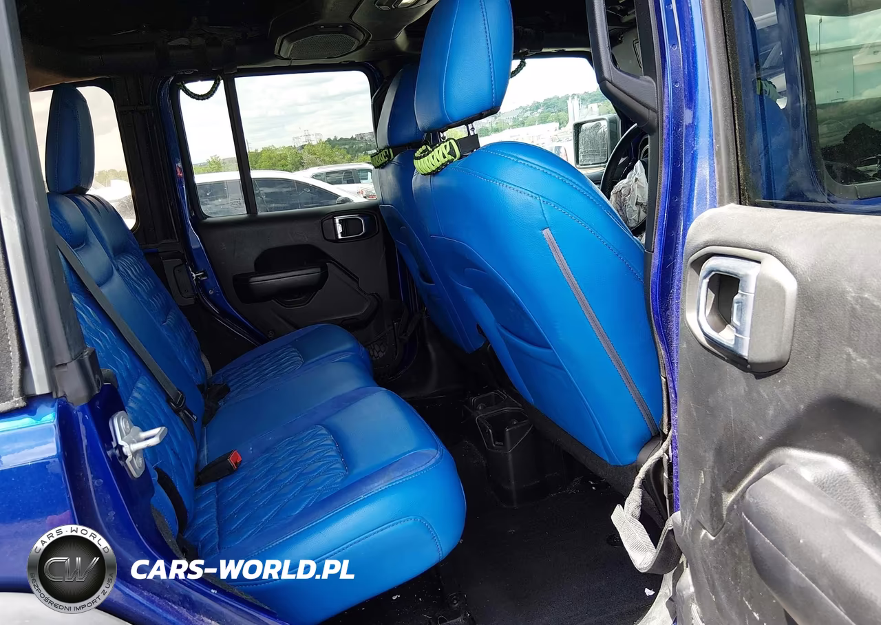 2018 Jeep Wrangler Unlimited Sport S 4X4 VIN:1C4HJXDG4JW284831 - 8