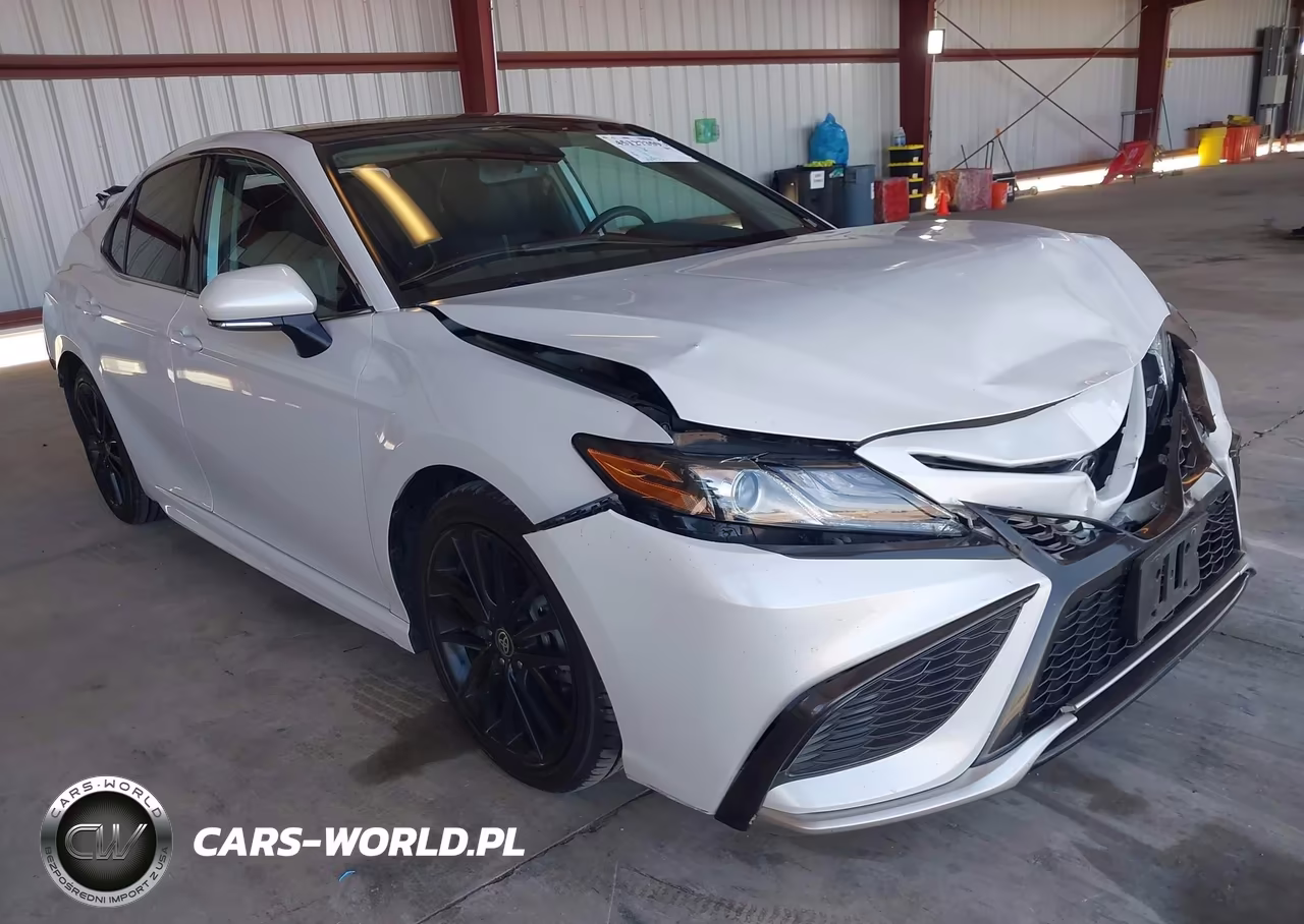 2021 Toyota Camry Xse – zdjęcie 1 z 17