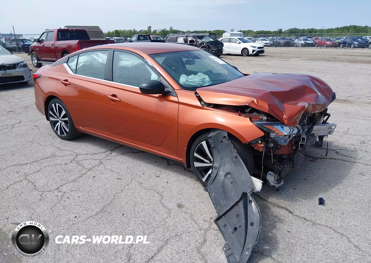 2021 Nissan Altima Sr Fwd – zdjęcie 1 z 17