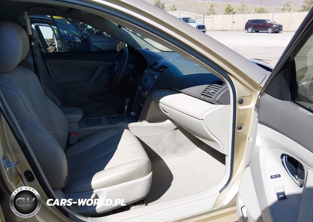 2011 Toyota Camry Hybrid VIN:4T1BB3EK7BU141931 - 5
