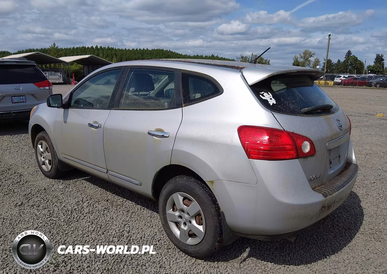 2011 Nissan Rogue S VIN:JN8AS5MTXBW566476 - 3