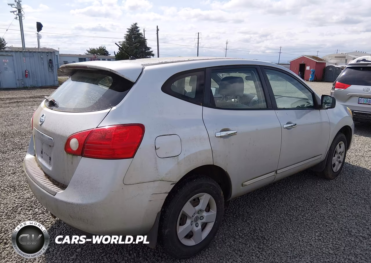 2011 Nissan Rogue S VIN:JN8AS5MTXBW566476 - 4