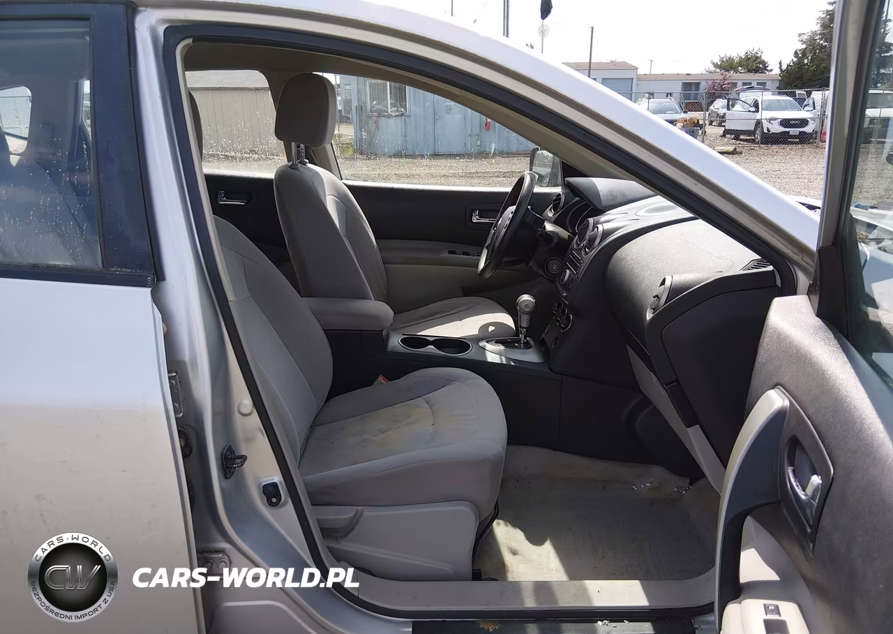 2011 Nissan Rogue S VIN:JN8AS5MTXBW566476 - 5